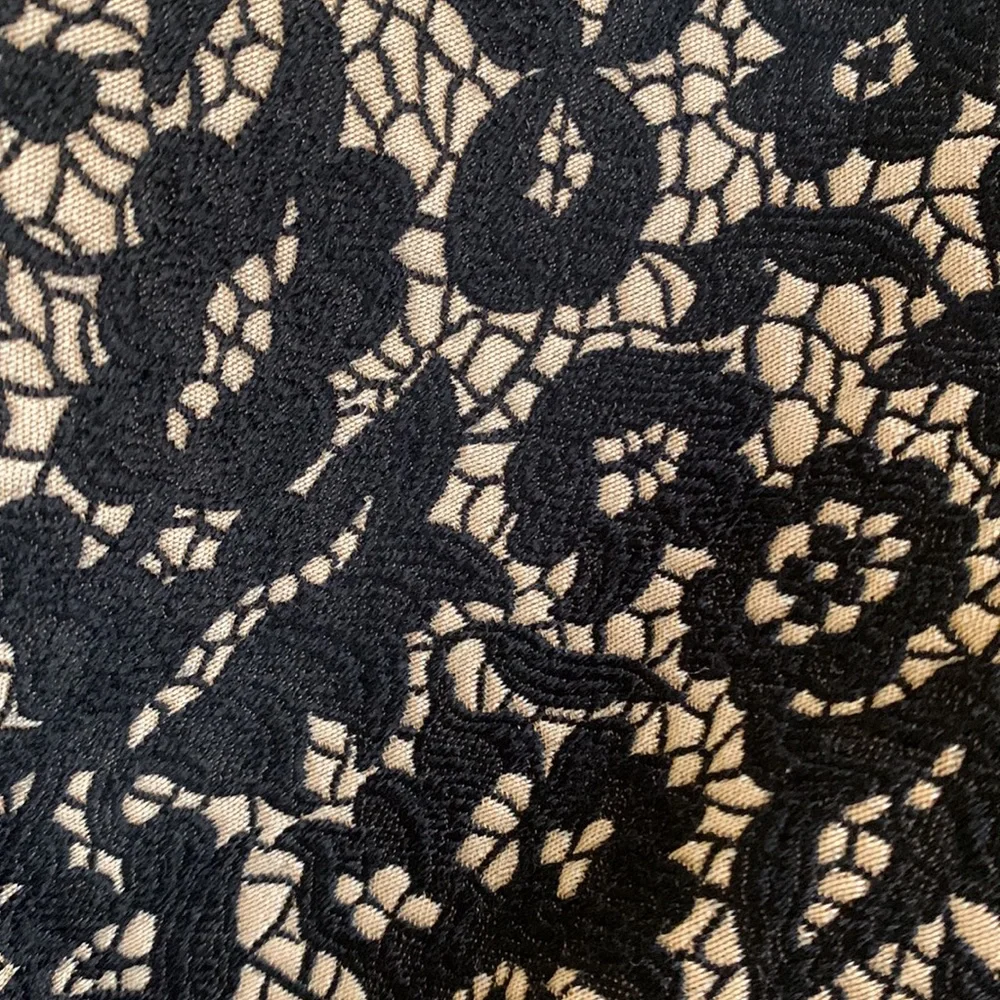 MICHAEL KORS size 4 black over beige floral design pencil skirt , excellent cond - Picture 5 of 7